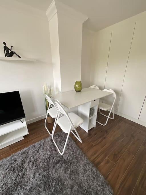 Self Contained Guest Flat Apartment Wick  Exterior foto